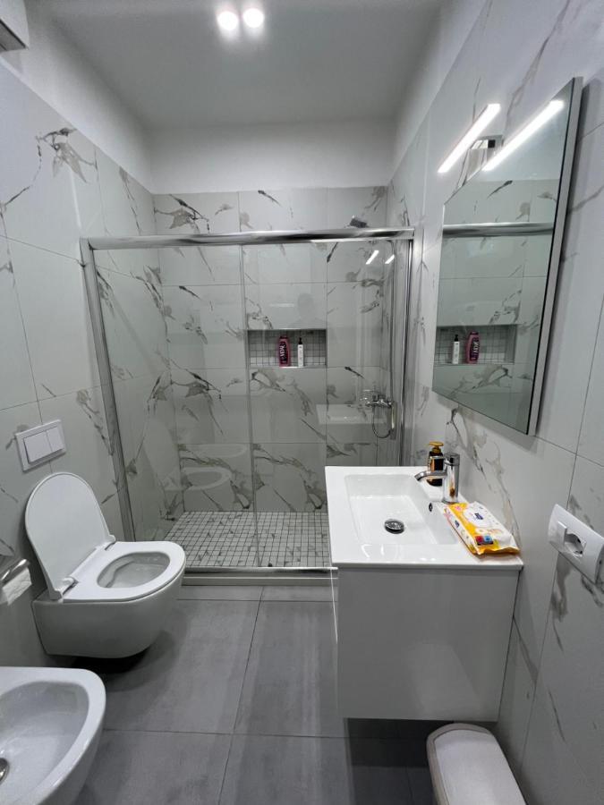 Apartament Gersi'S Daily Apartament Tirana Zewnętrze zdjęcie